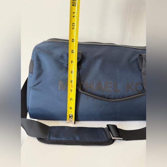 New Michael Kors Duffle Bag Gym Travel Blue 18*9 - Picture 8 of 12
